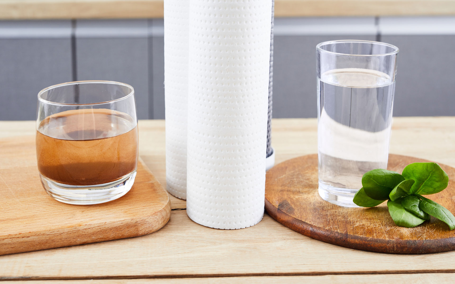 Iron staining solutions